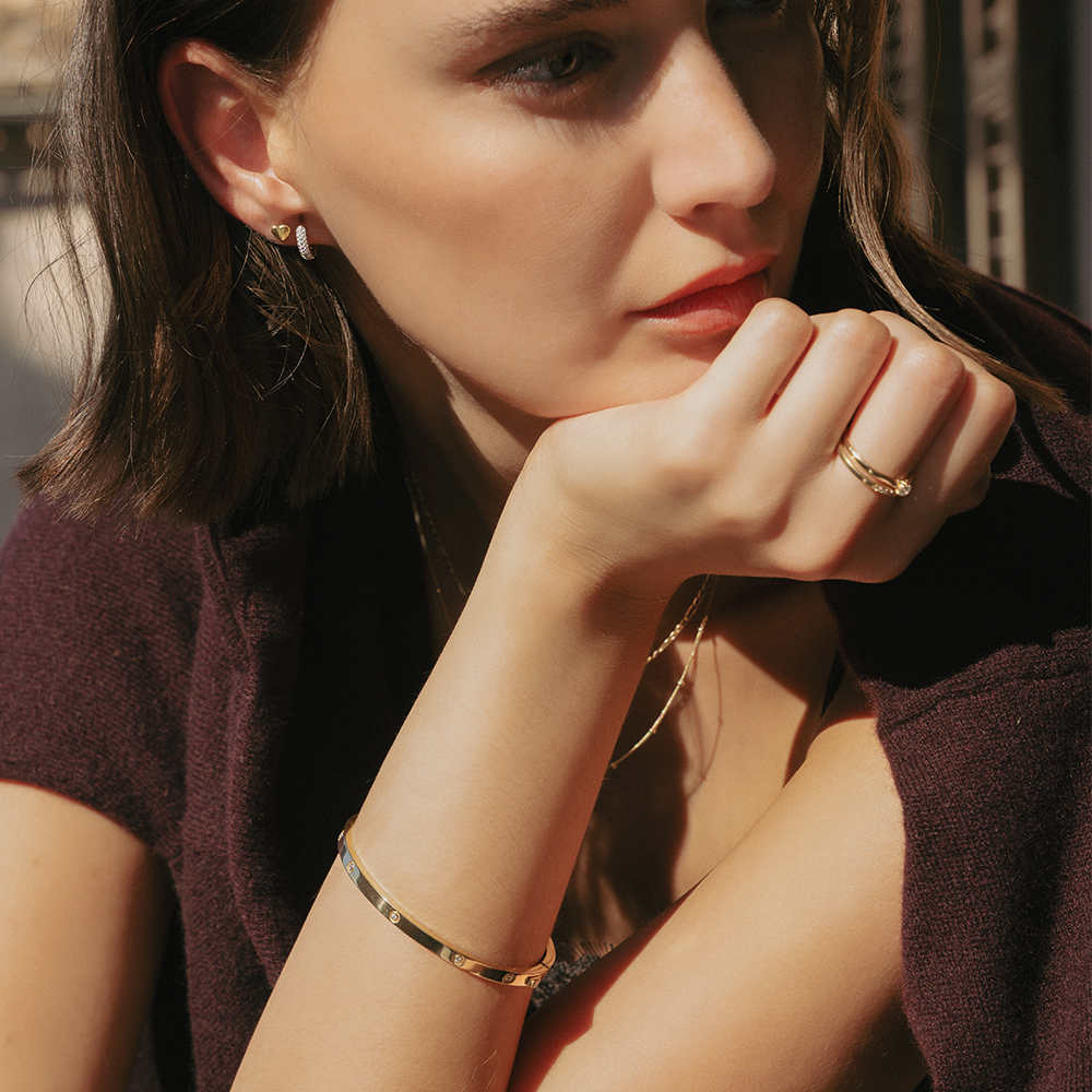 Pavé Diamant Gebogen Huggie Oorringen (12 mm)