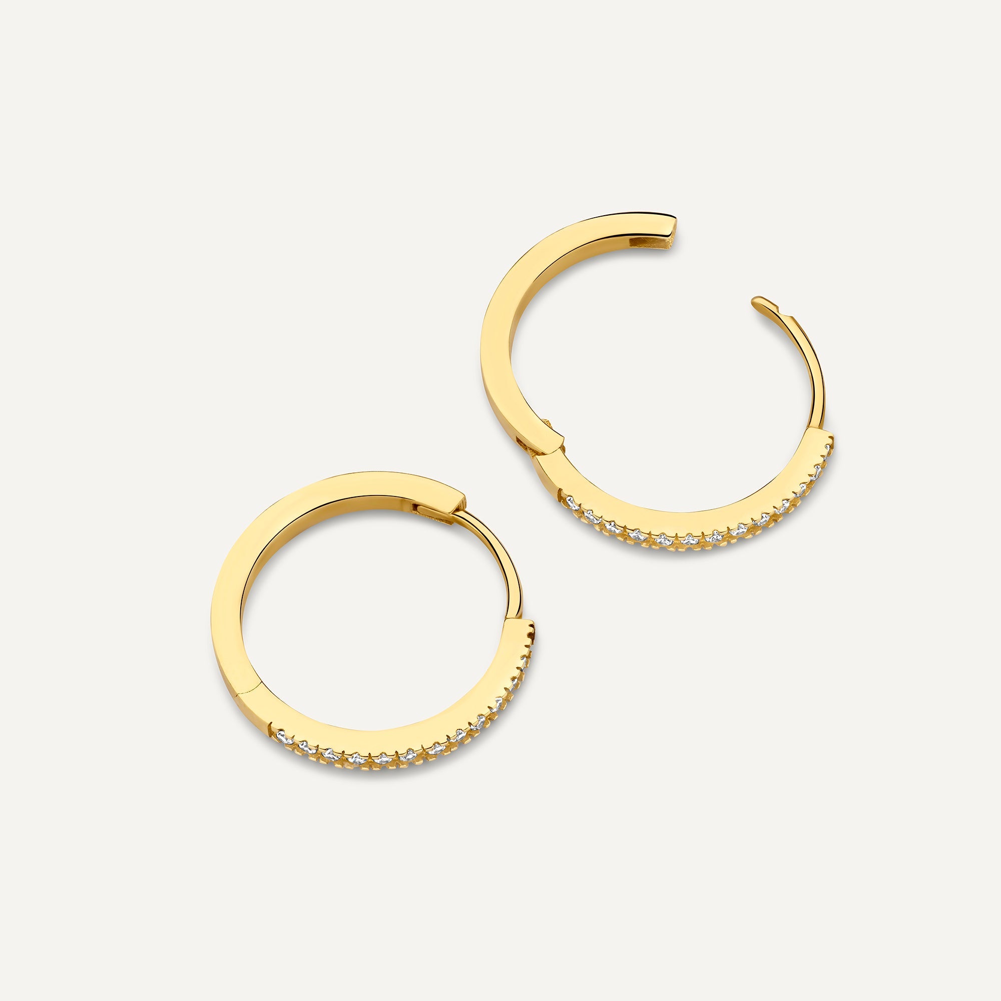 Pavé Cubic Zirconia Kleine Oorringen (15 mm)